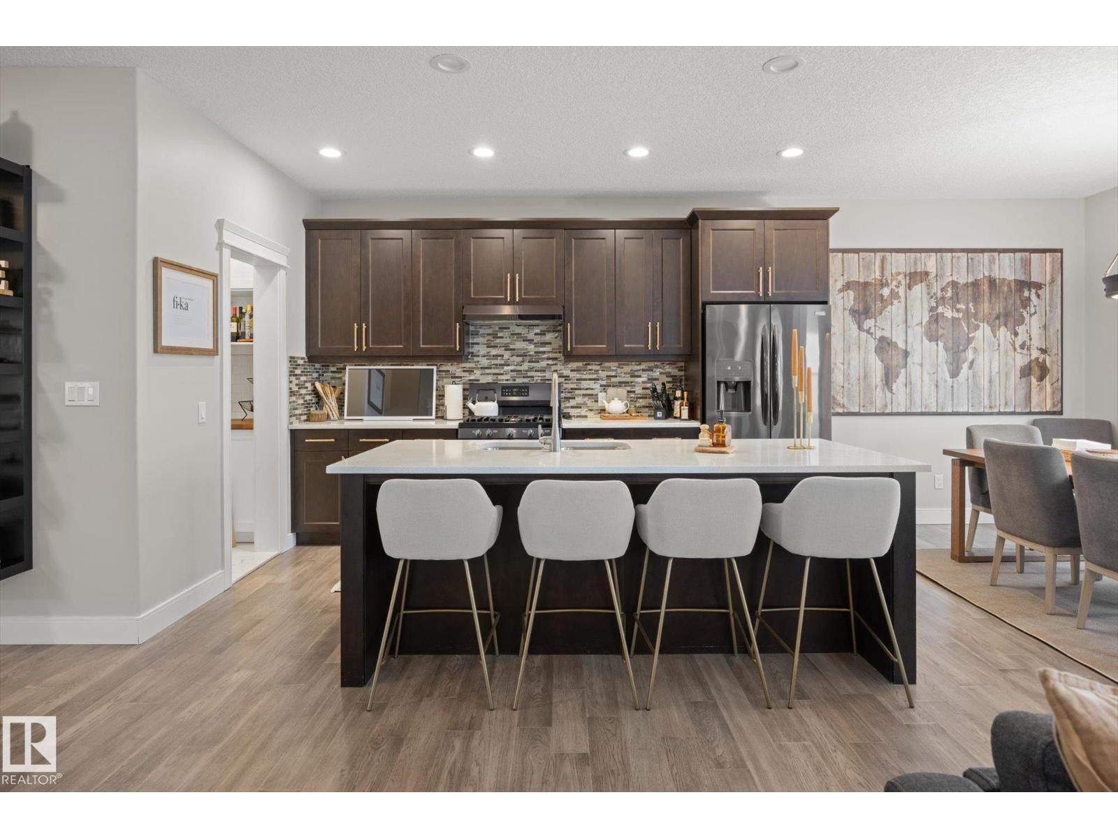8706 96a Property Photo 11