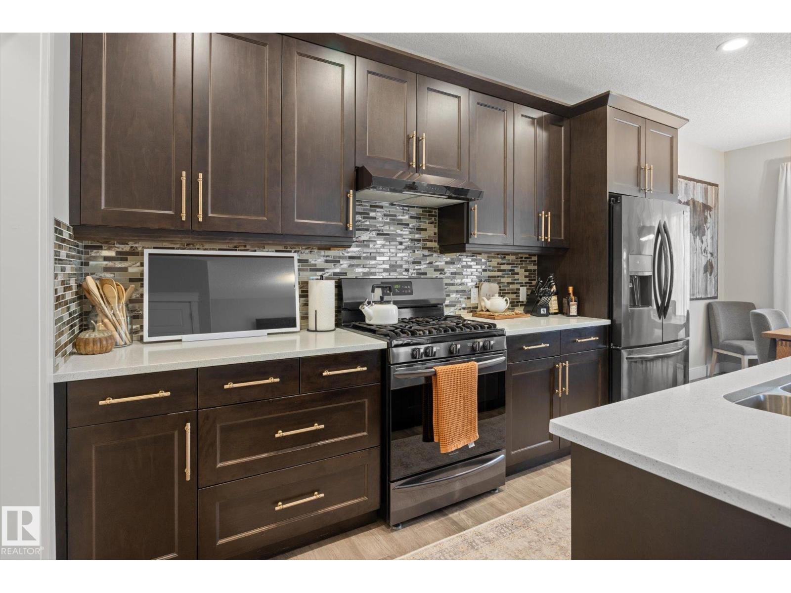 8706 96a Property Photo 12