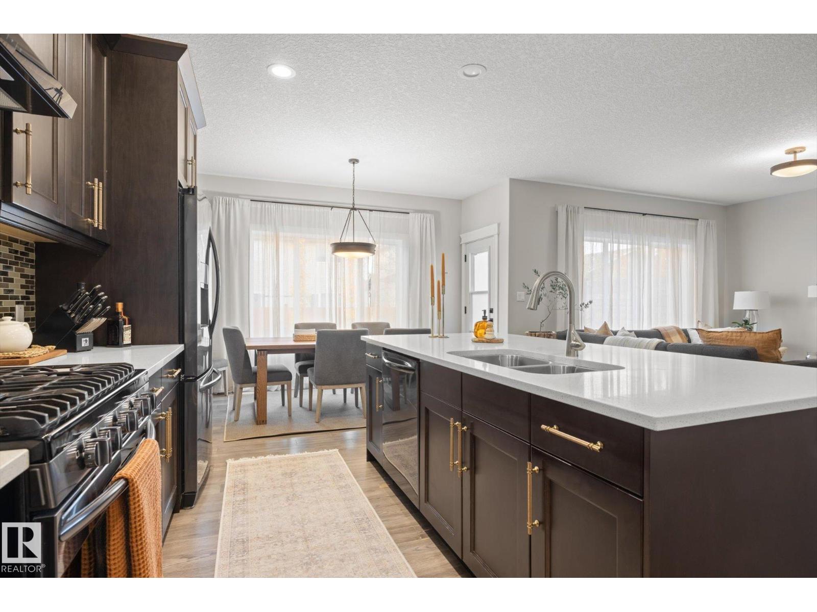 8706 96a Property Photo 13