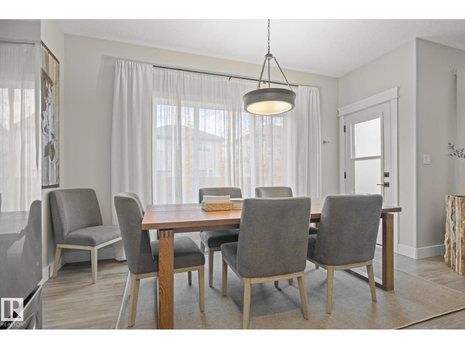 8706 96a Property Photo 15