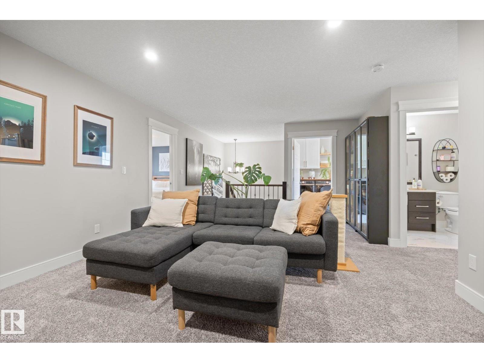 8706 96a Property Photo 21