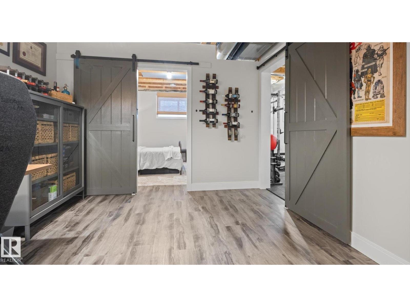 8706 96a Property Photo 33