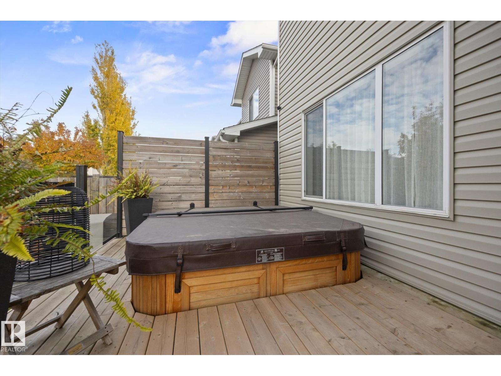 8706 96a Property Photo 39