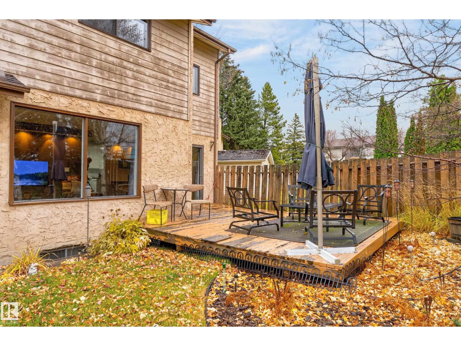 12047 25 Av Nw Property Photo 54