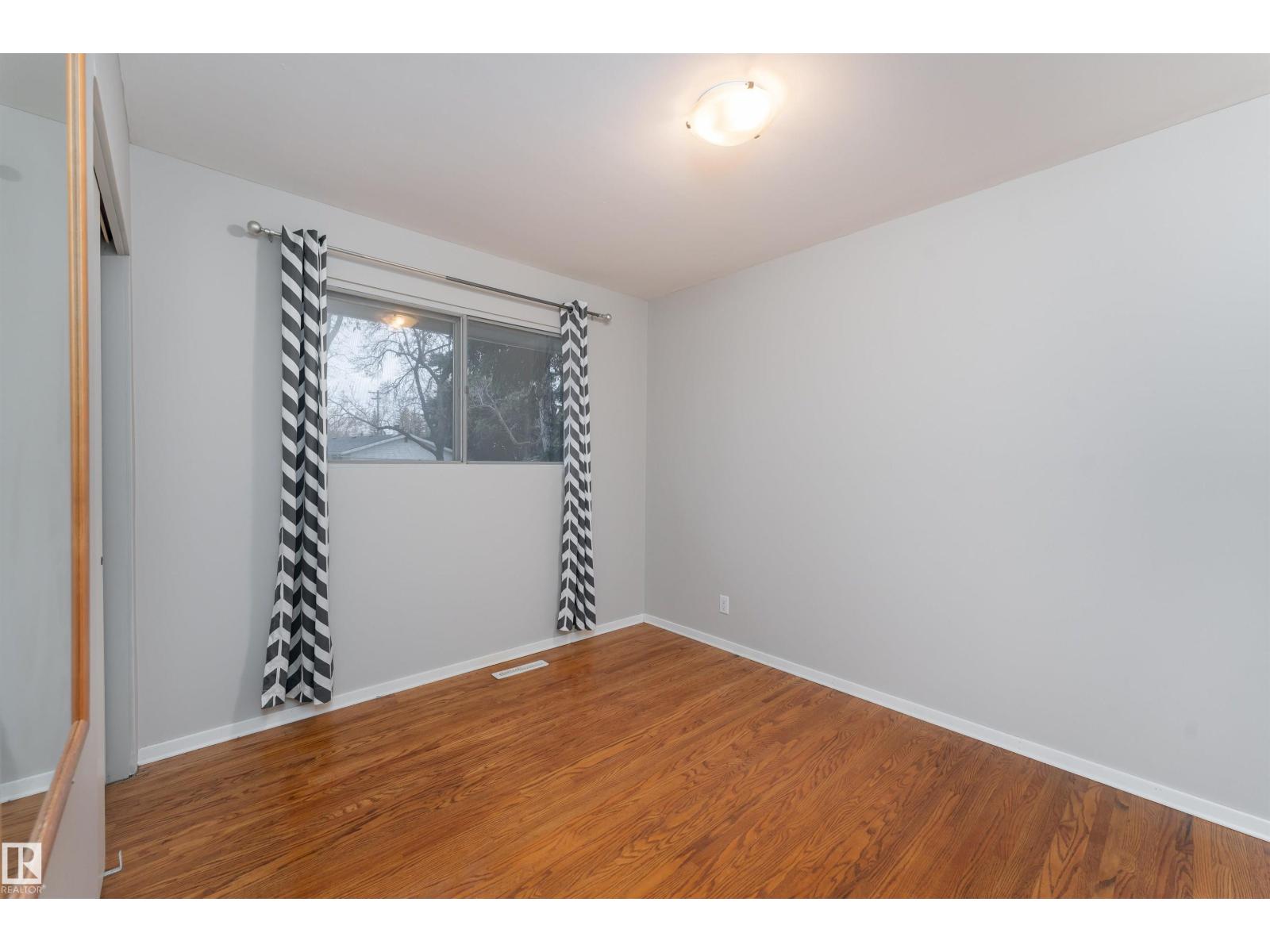 993 Cedar St Property Photo 17