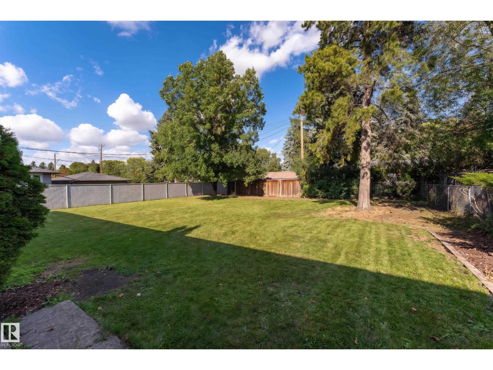 993 Cedar St Property Photo 33