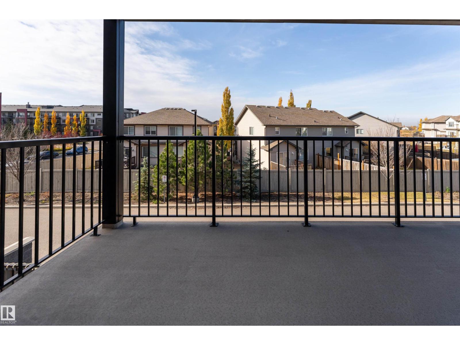 #220 5404 7 Av Sw Property Photo 25