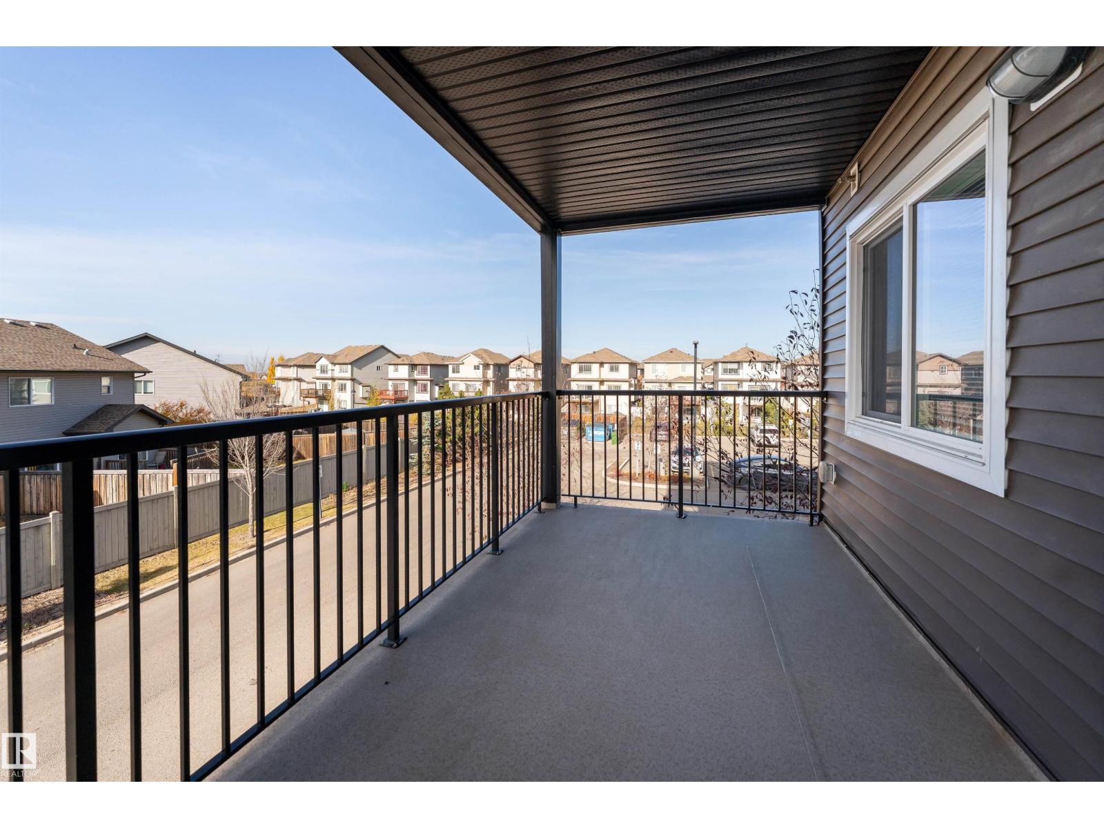 #220 5404 7 Av Sw Property Photo 26