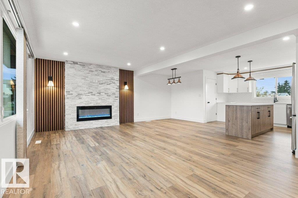 13816 90 St Nw Property Photo 6