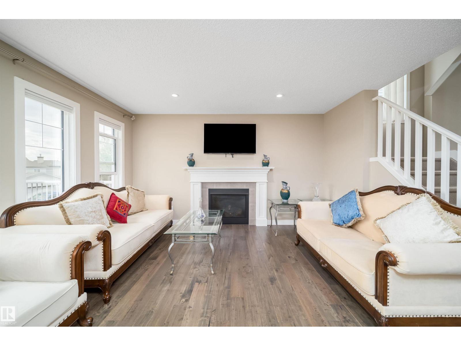 9903 222 St Nw Property Photo 9