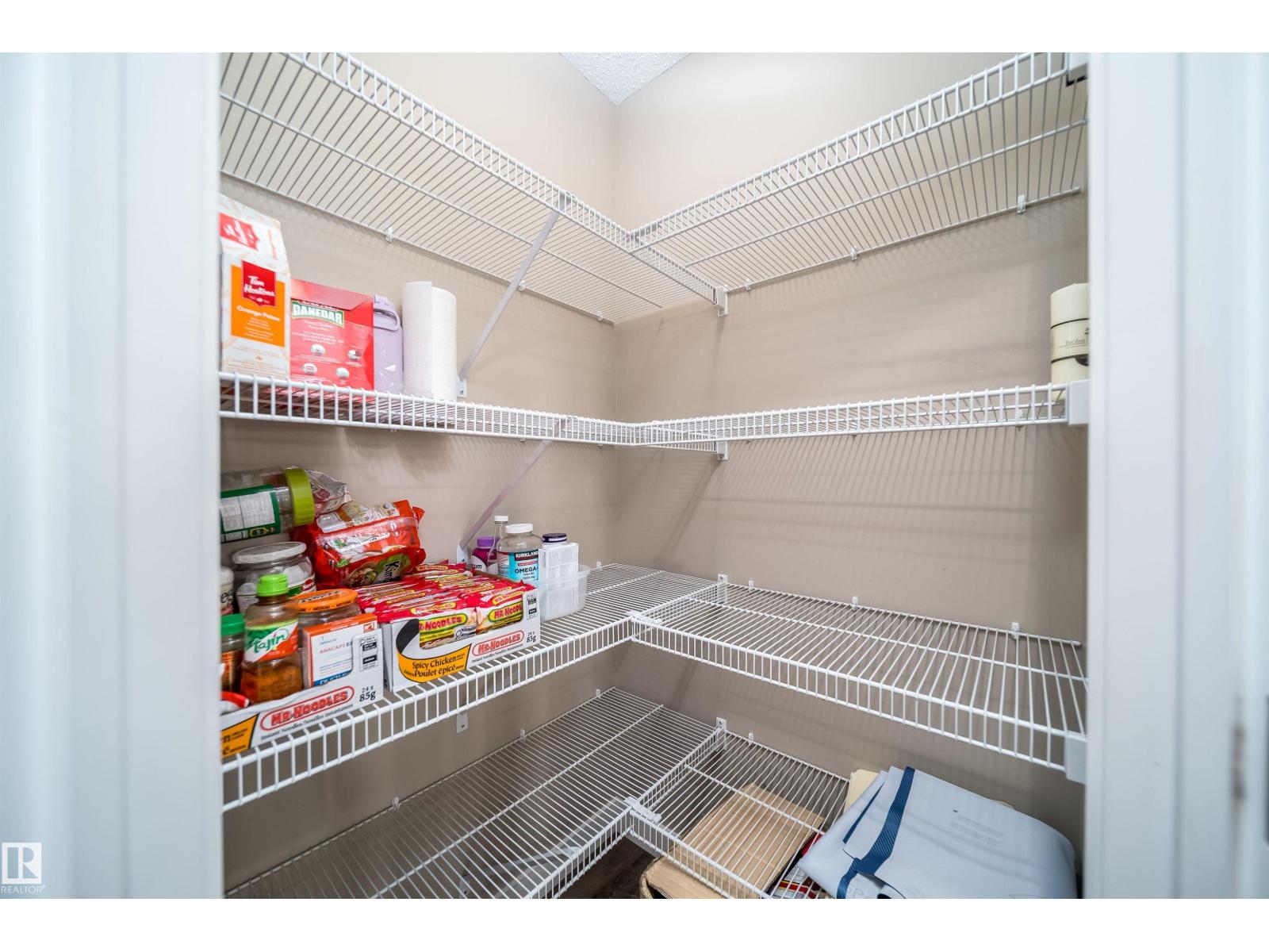 9903 222 St Nw Property Photo 20