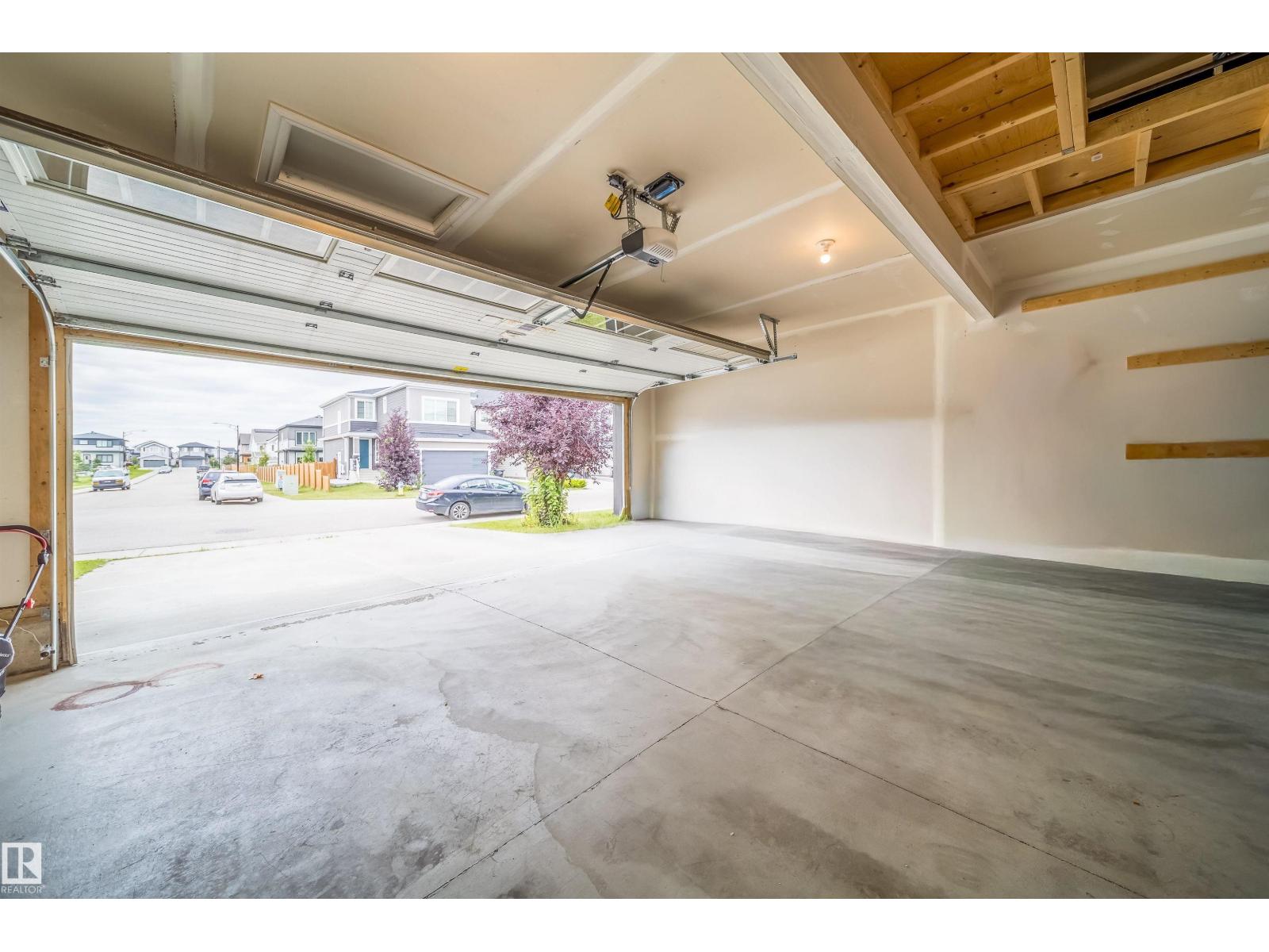 9903 222 St Nw Property Photo 26