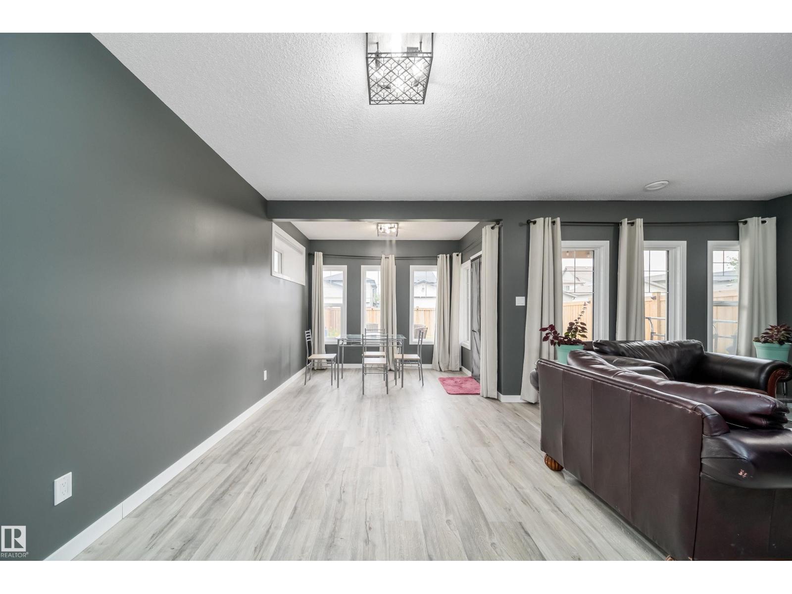 9903 222 St Nw Property Photo 42
