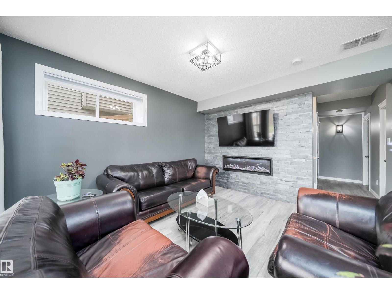 9903 222 St Nw Property Photo 45