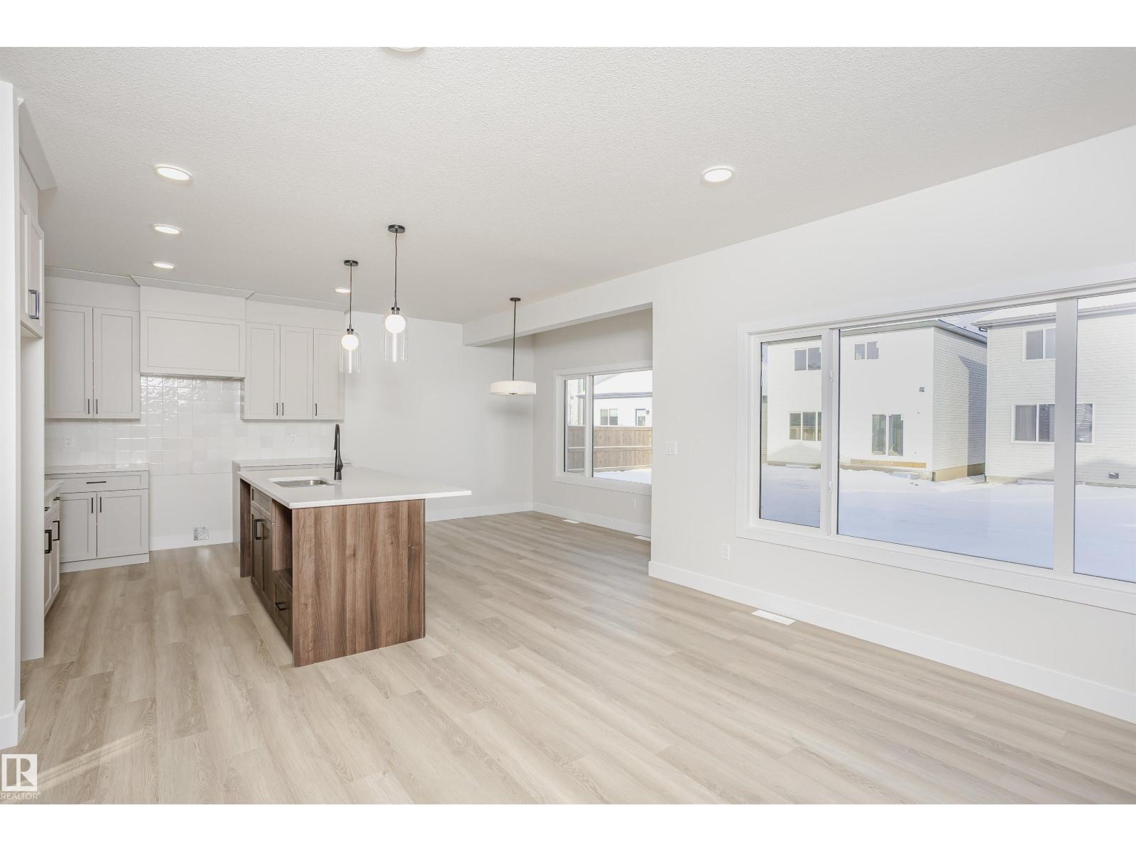 6302 Dansereau Cr Property Photo 9