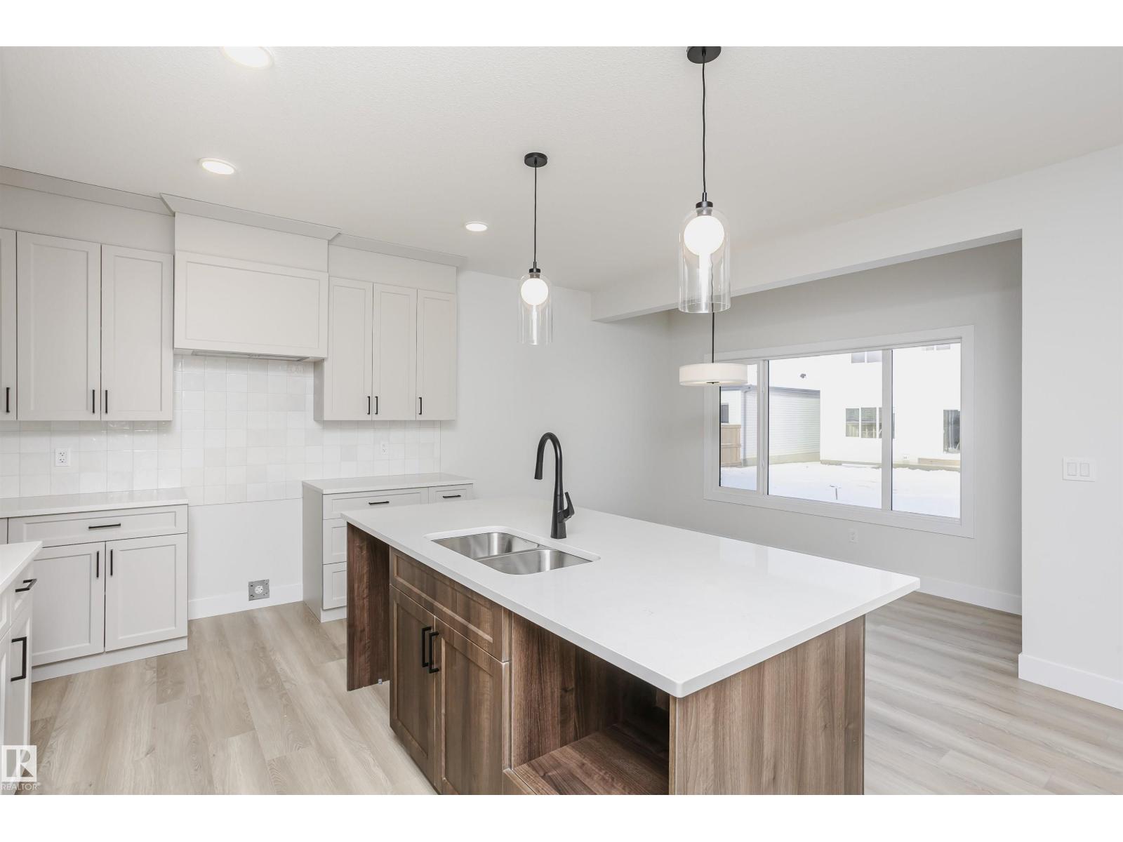 6302 Dansereau Cr Property Photo 11