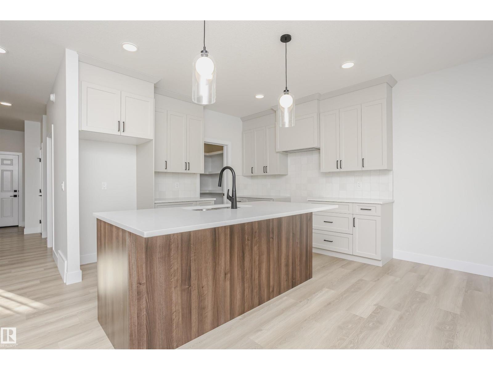 6302 Dansereau Cr Property Photo 14