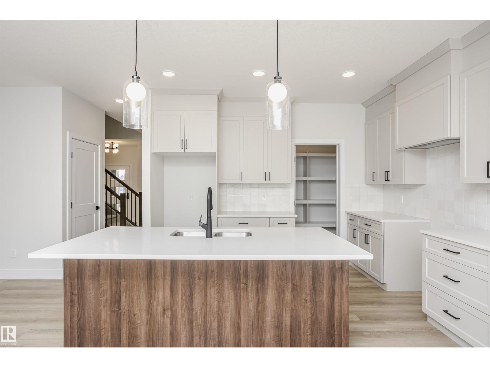 6302 Dansereau Cr Property Photo 15