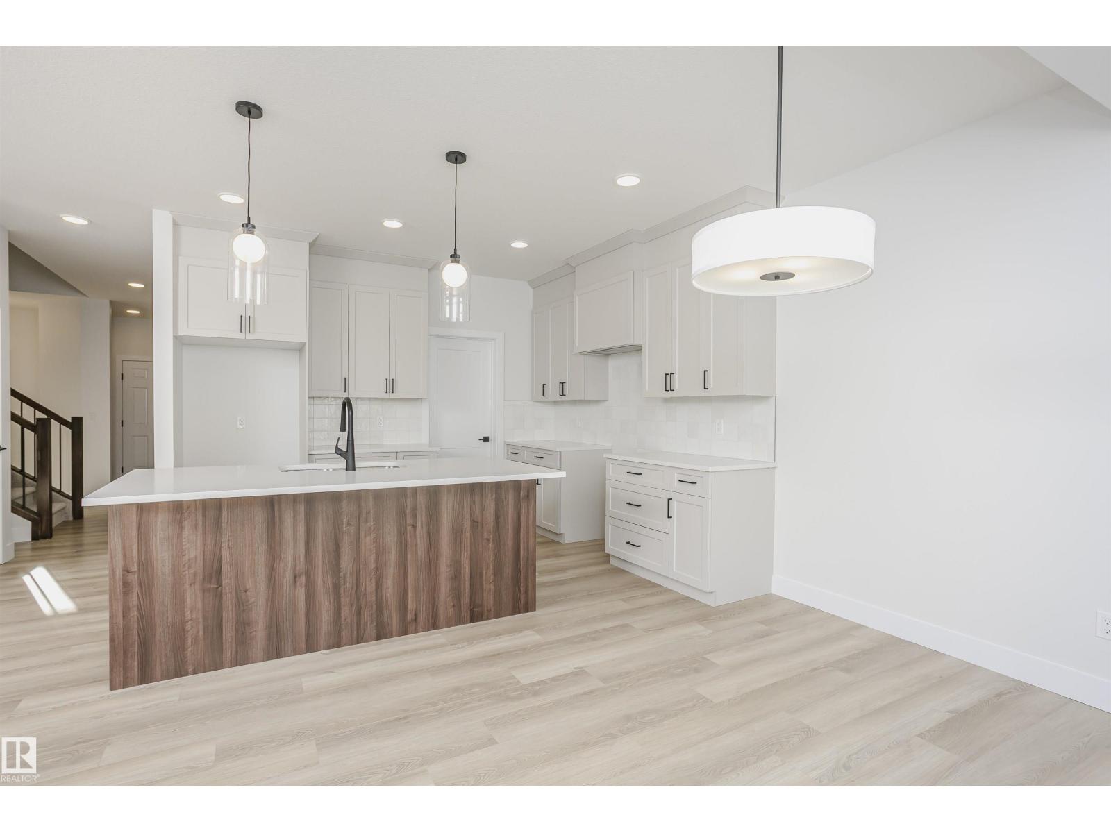 6302 Dansereau Cr Property Photo 20