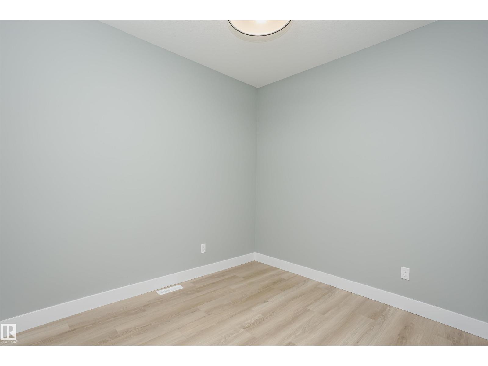 6302 Dansereau Cr Property Photo 22