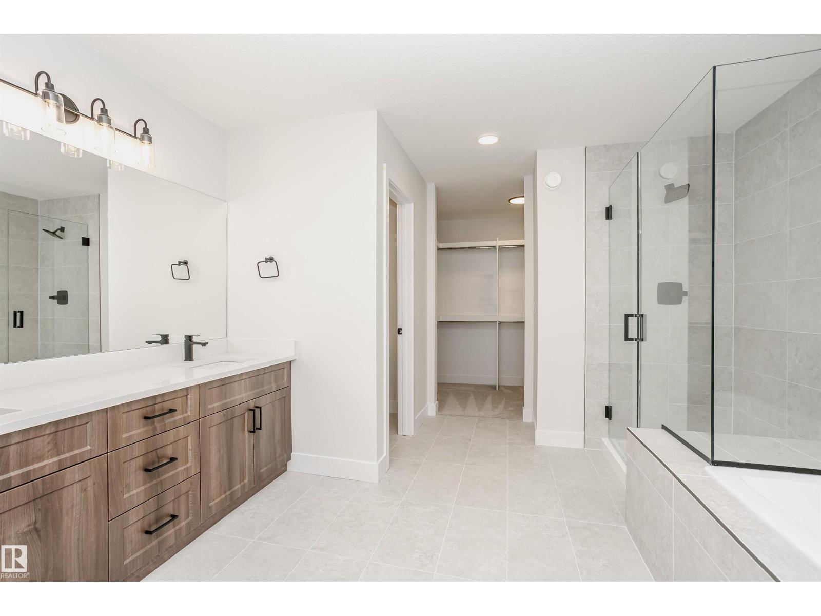 6302 Dansereau Cr Property Photo 41