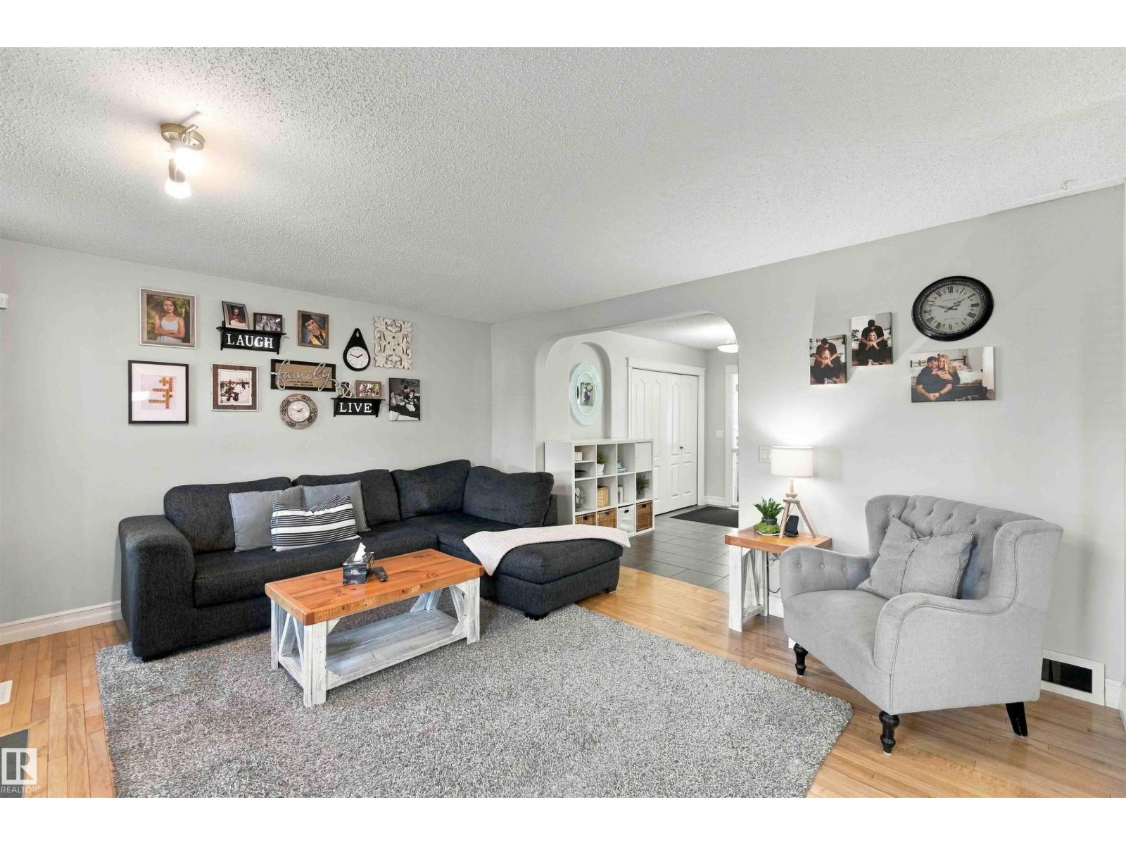 102 Boxwood Bn Property Photo 10