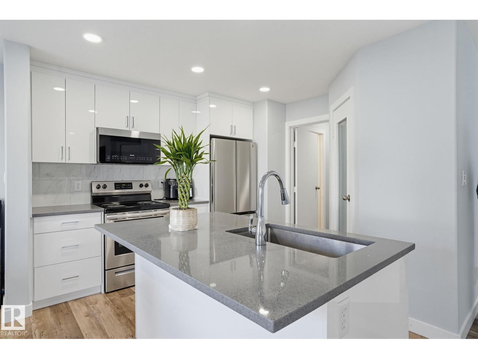 11612 168 Av Nw Property Photo 5