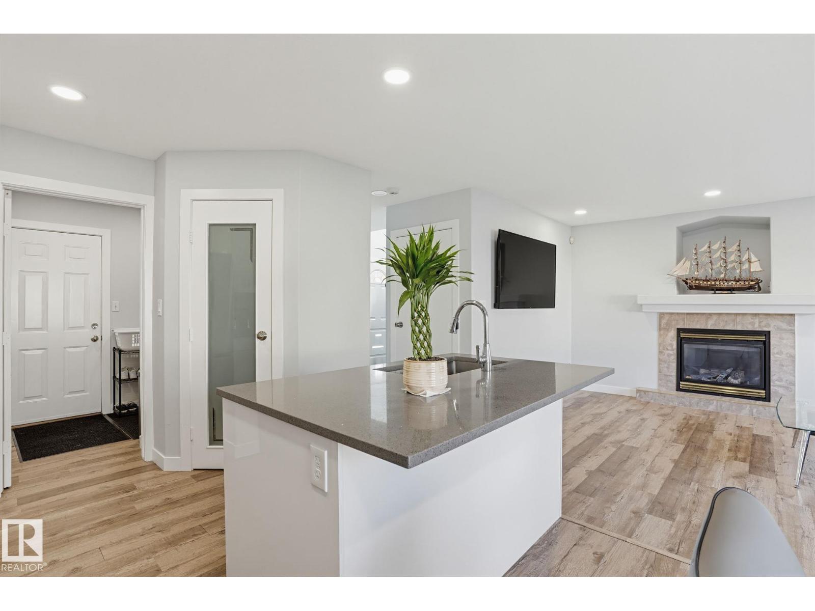 11612 168 Av Nw Property Photo 6