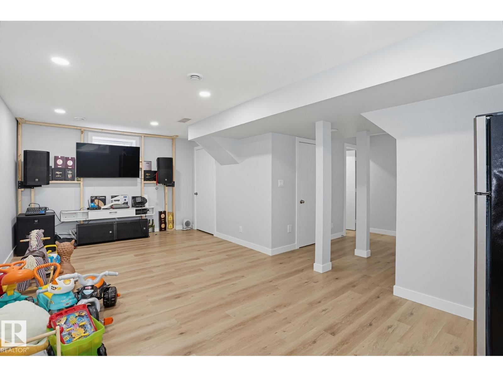 11612 168 Av Nw Property Photo 26