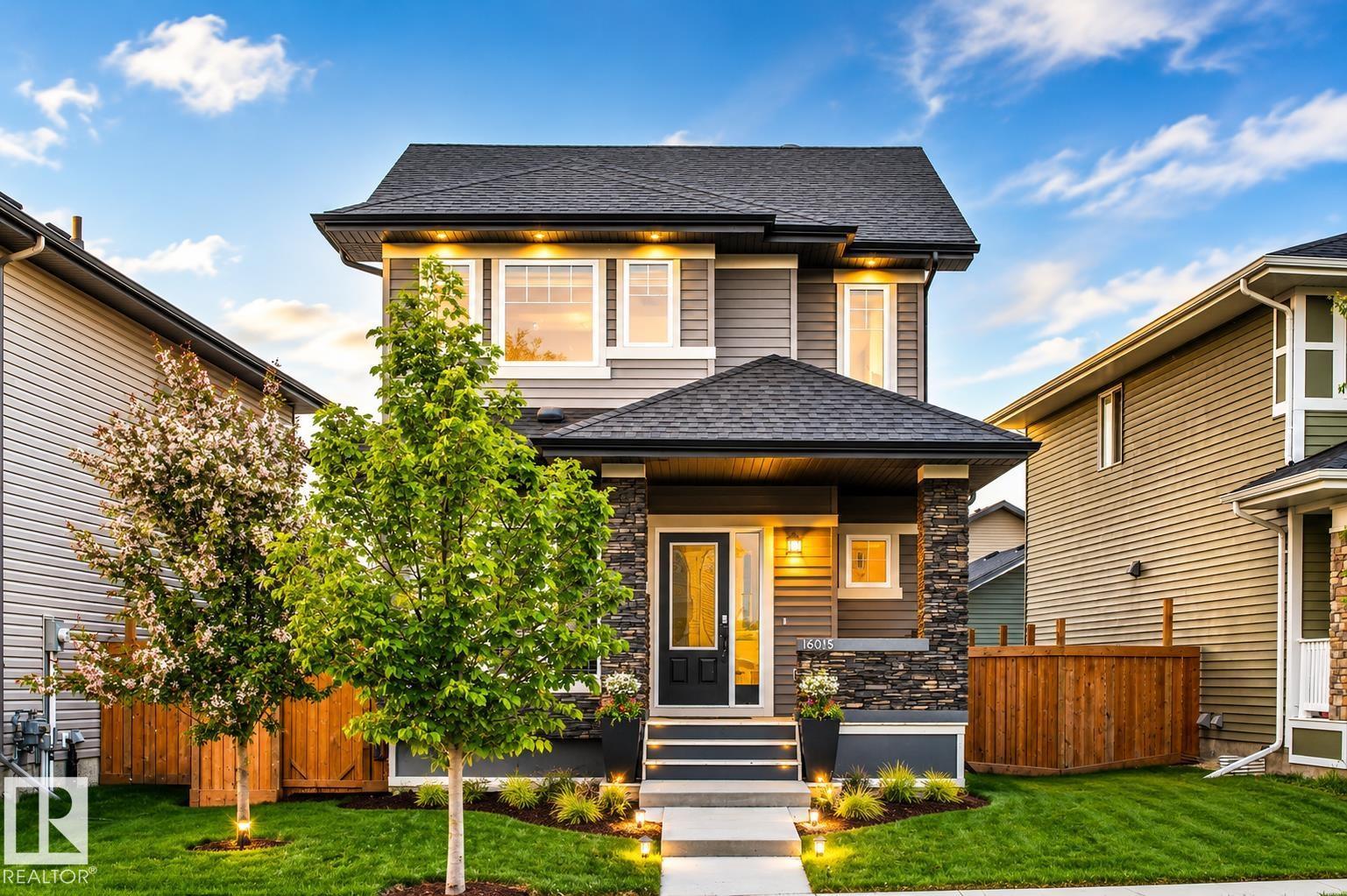 16015 11 AV SW Property Photo 1
