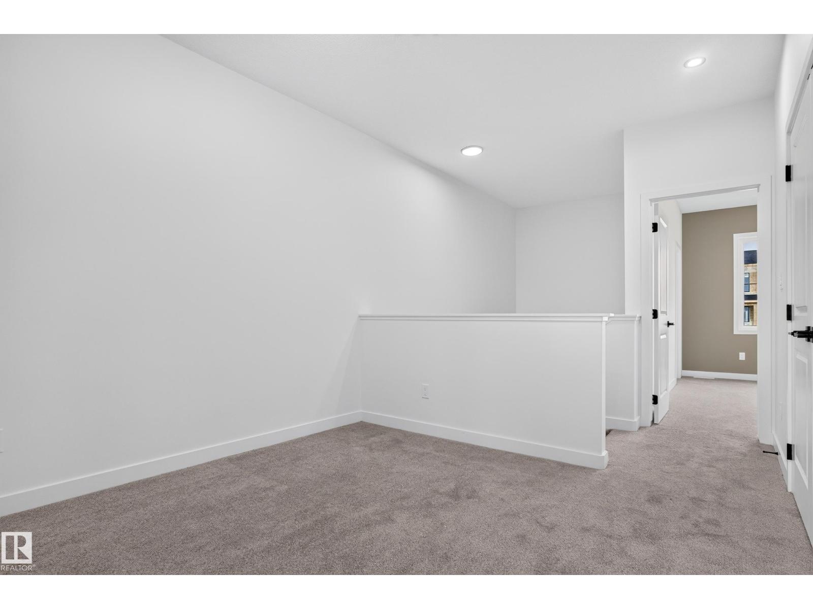 113 Westwind Dr Property Photo 28