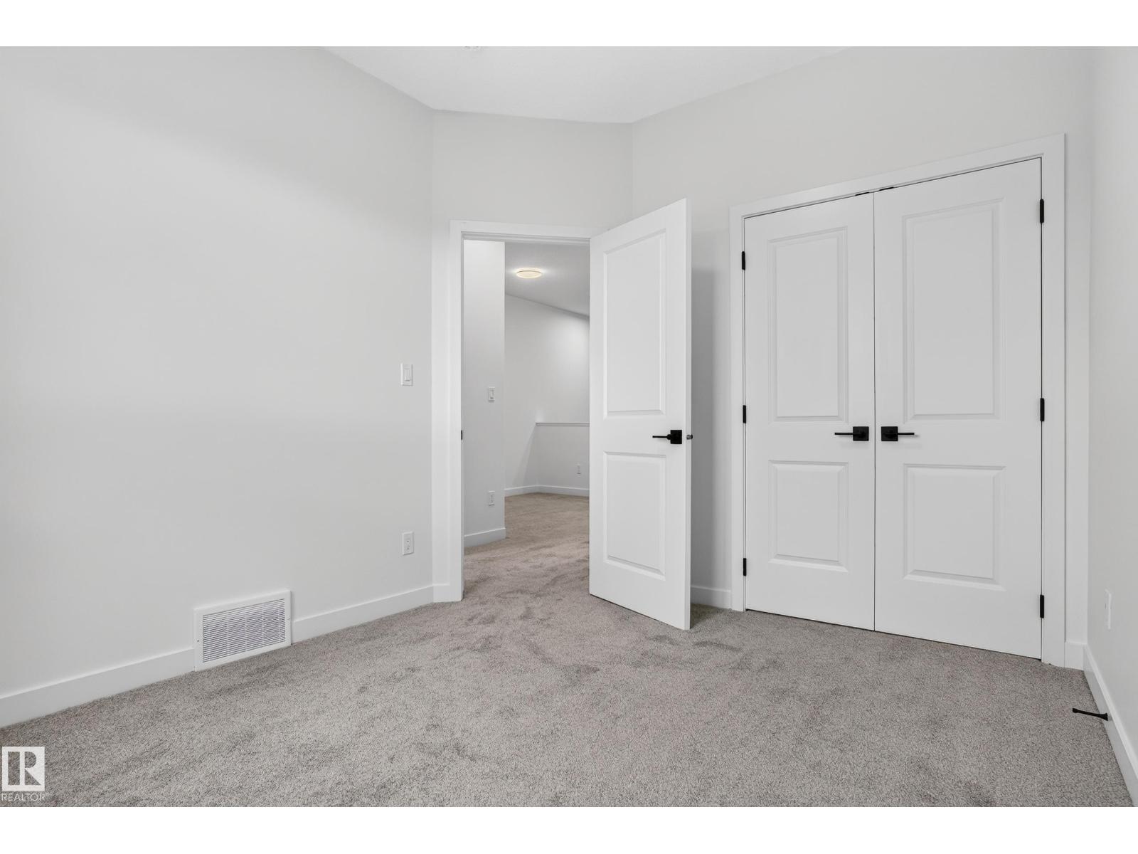 113 Westwind Dr Property Photo 49