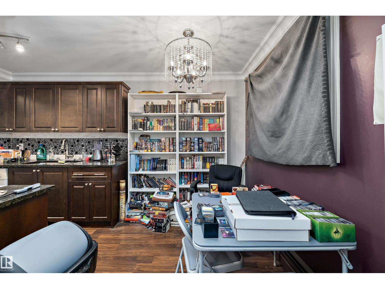 #303 10735 81 Av Nw Property Photo 8