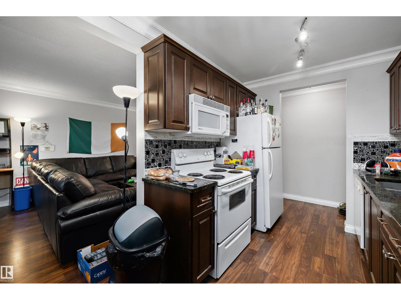 #303 10735 81 Av Nw Property Photo 10