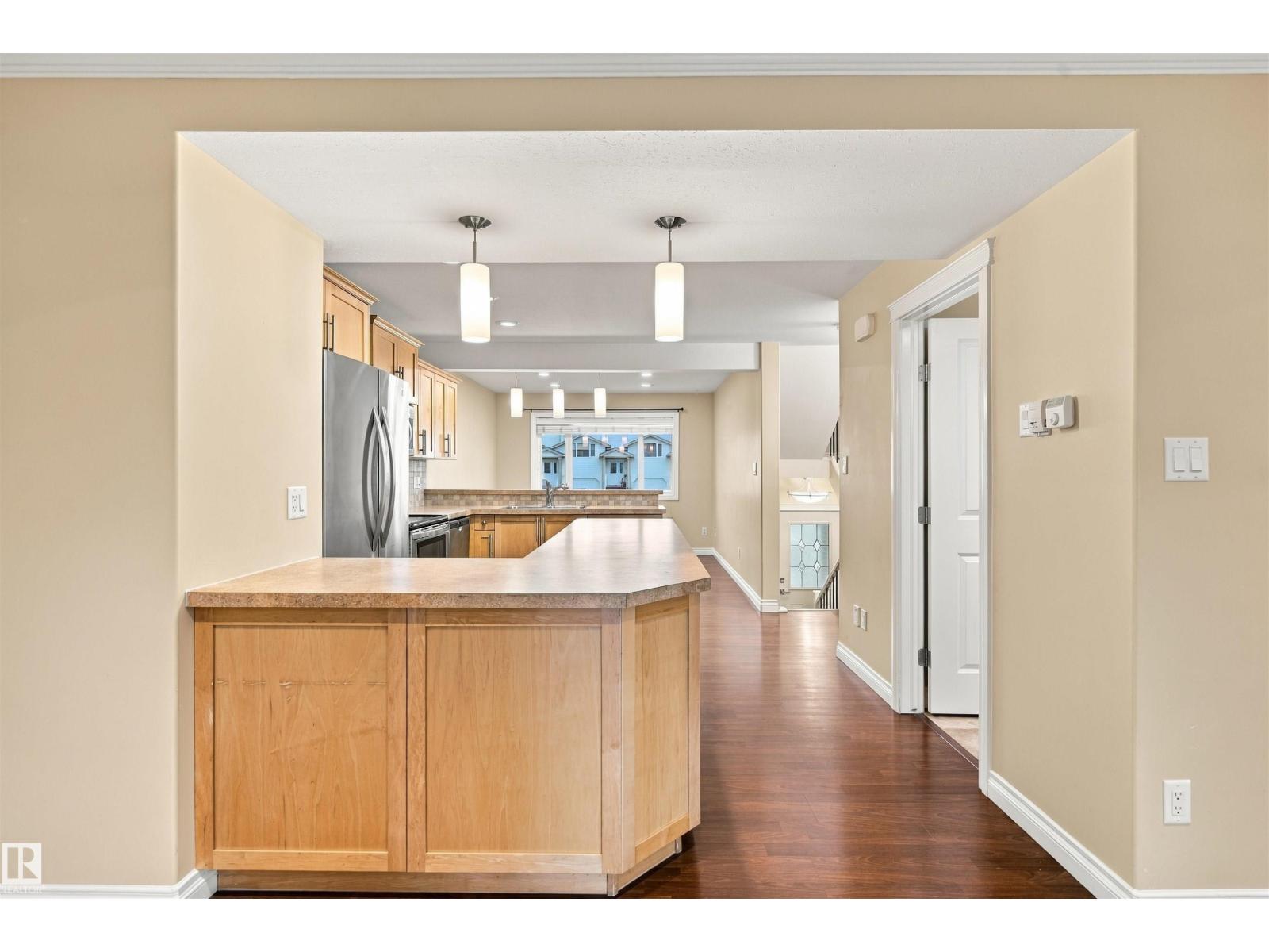 #18 1001 7 Av Property Photo 6