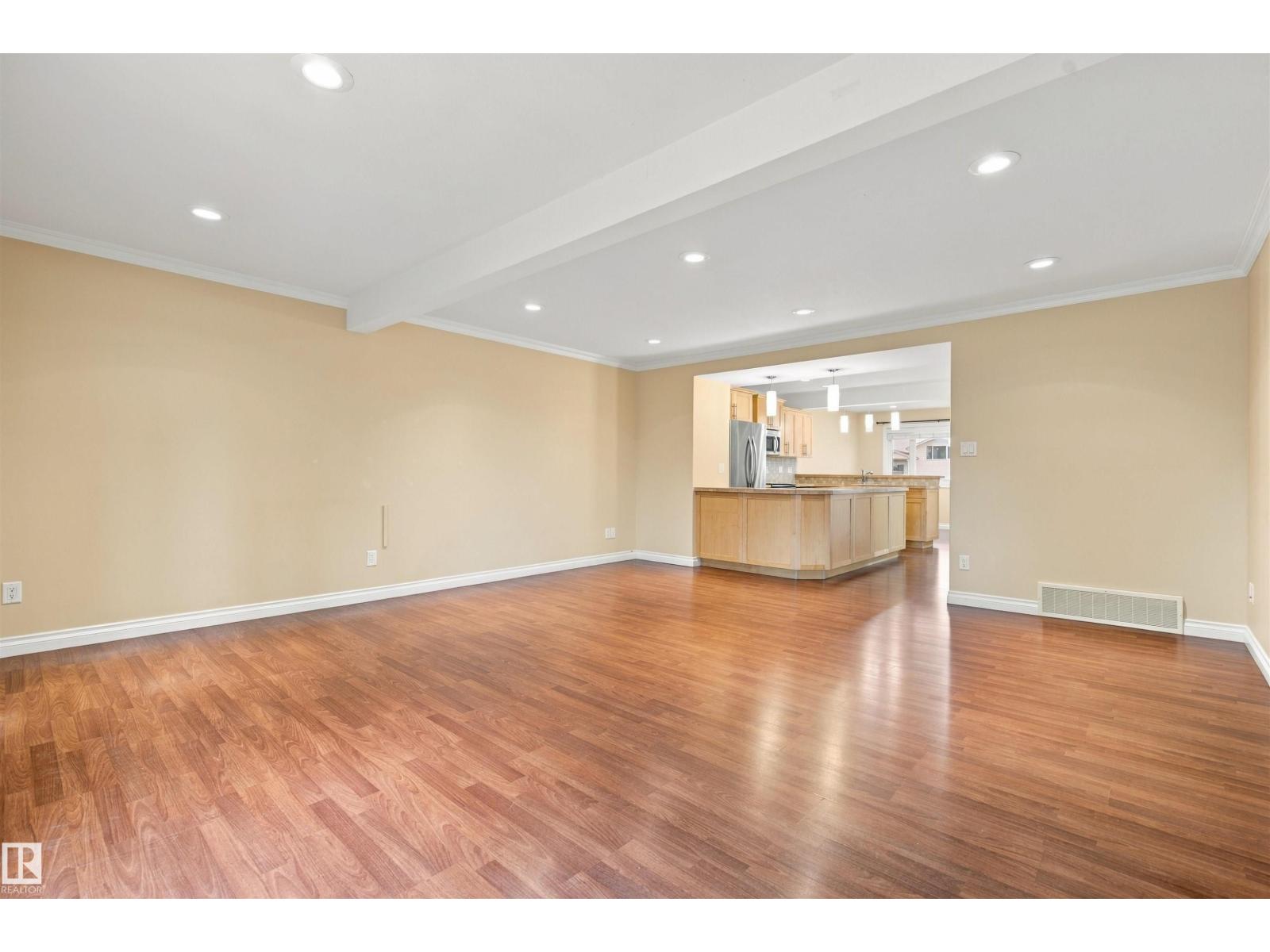#18 1001 7 Av Property Photo 10