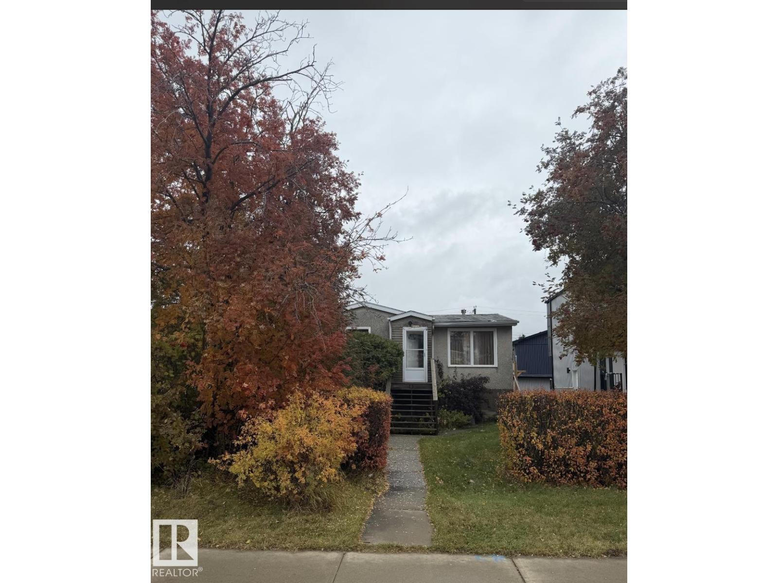 10833 152 ST NW Property Photo 1