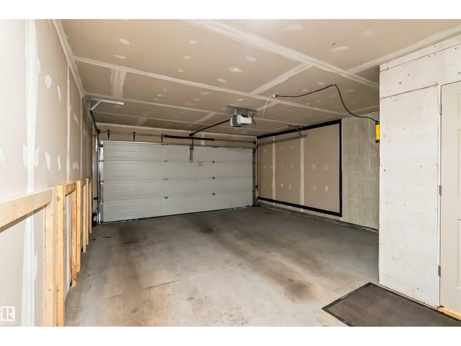 #2 1140 Chappelle Bv Sw Property Photo 15