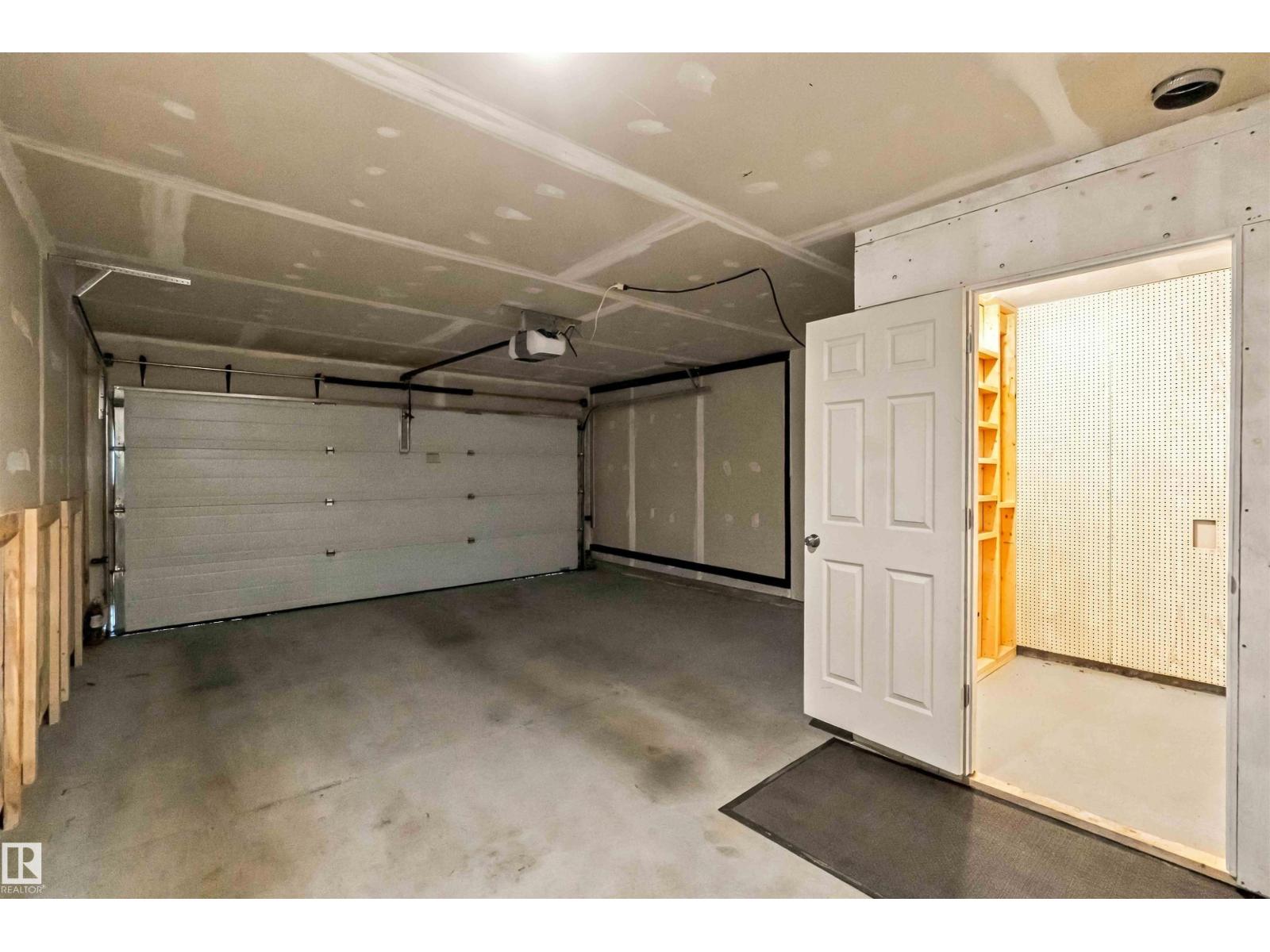 #2 1140 Chappelle Bv Sw Property Photo 17