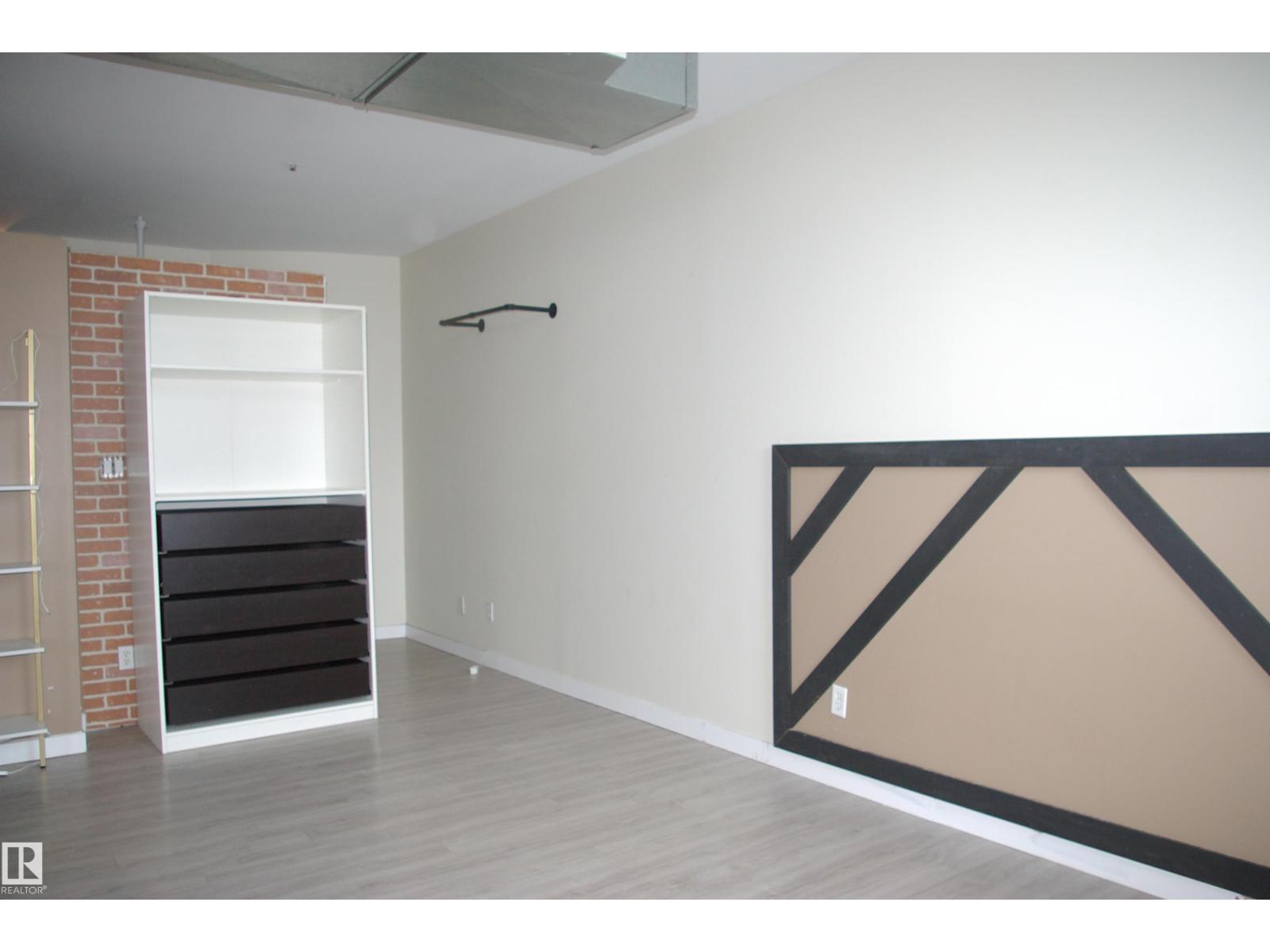 #502 10105 109 St Nw Property Photo 11