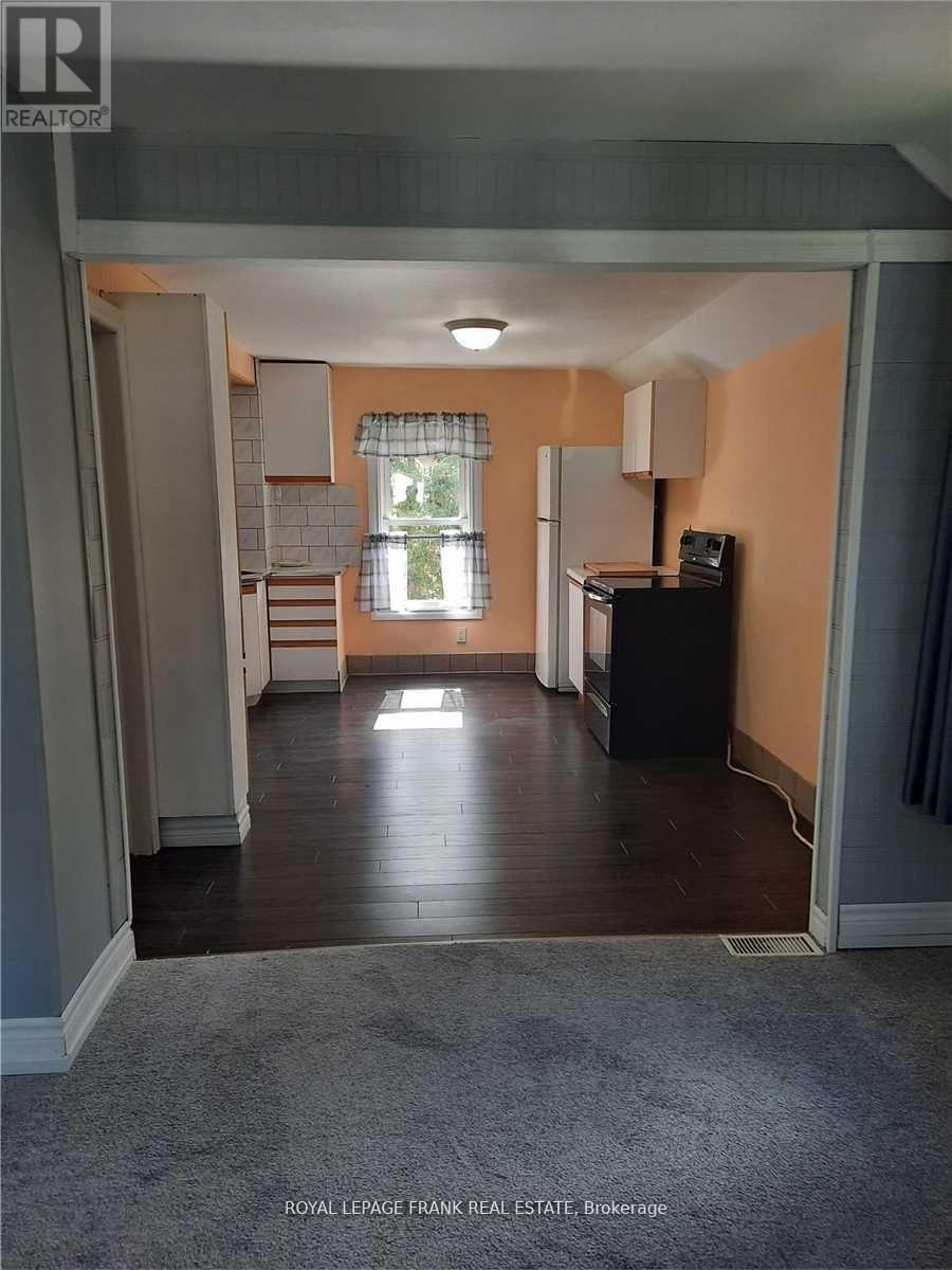 79 Colborne Street W Property Photo 3