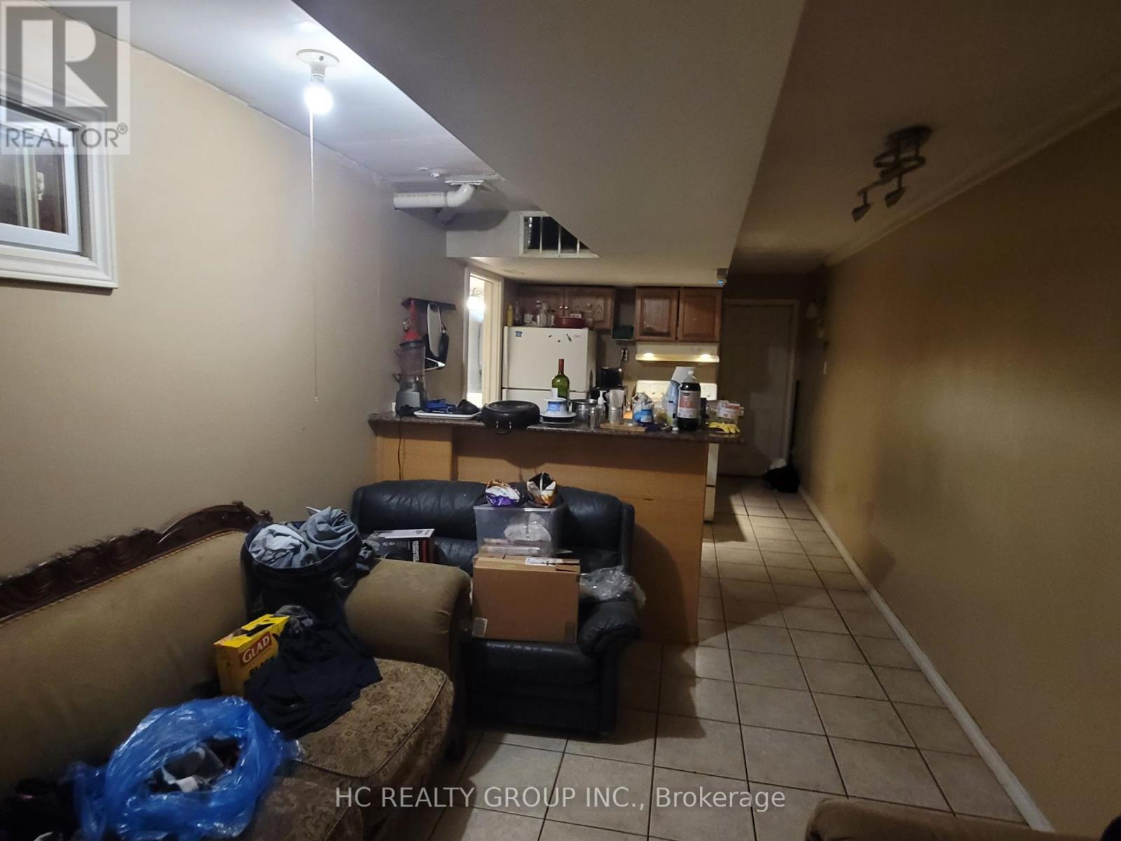 2783 Danforth Avenue Property Photo 6