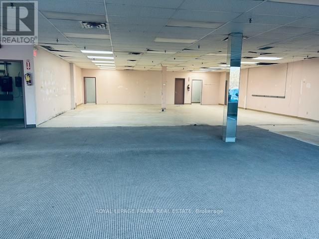 102b - 114 Dundas Street E Property Photo 6
