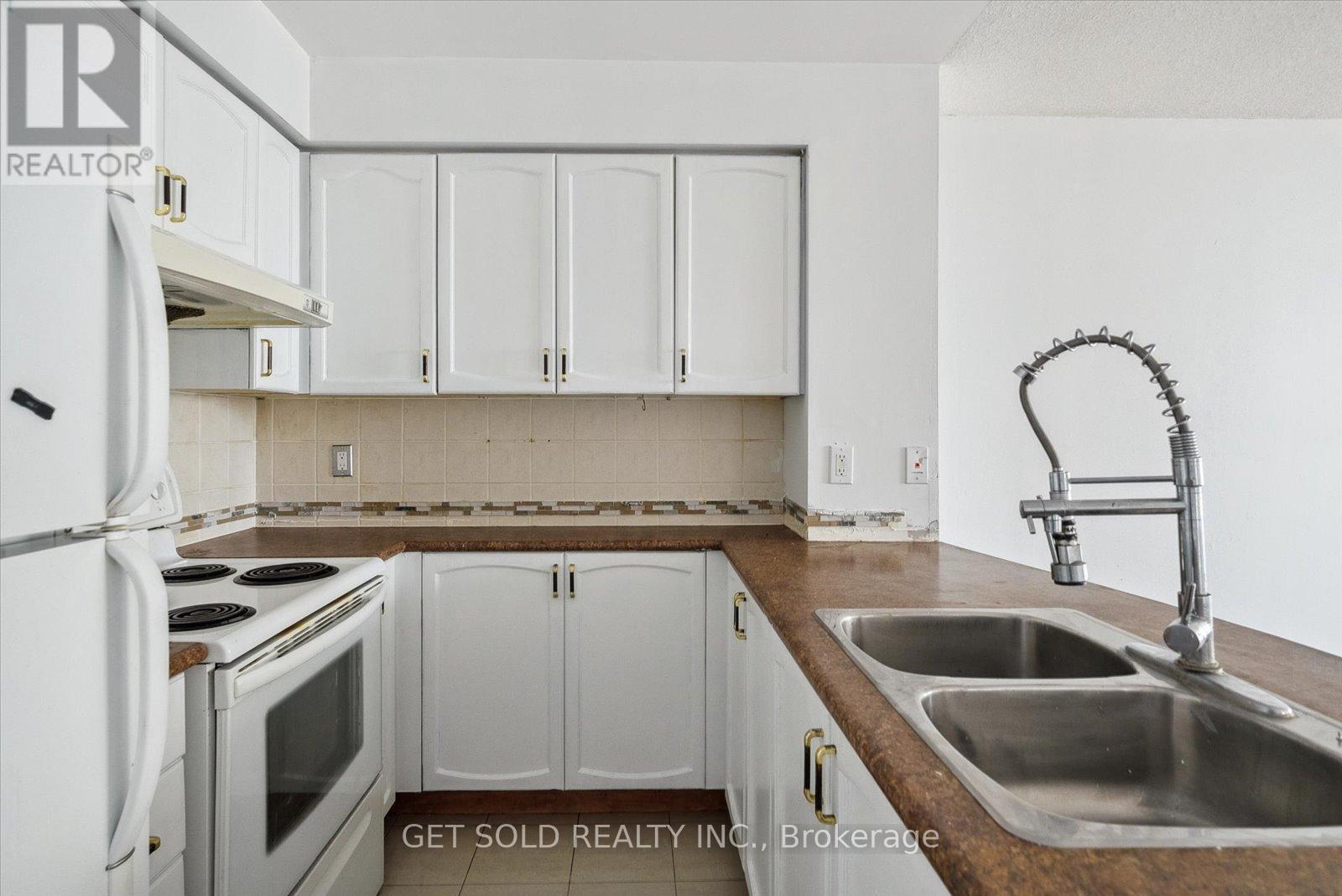 2903 - 50 Brian Harrison Way Property Photo 10