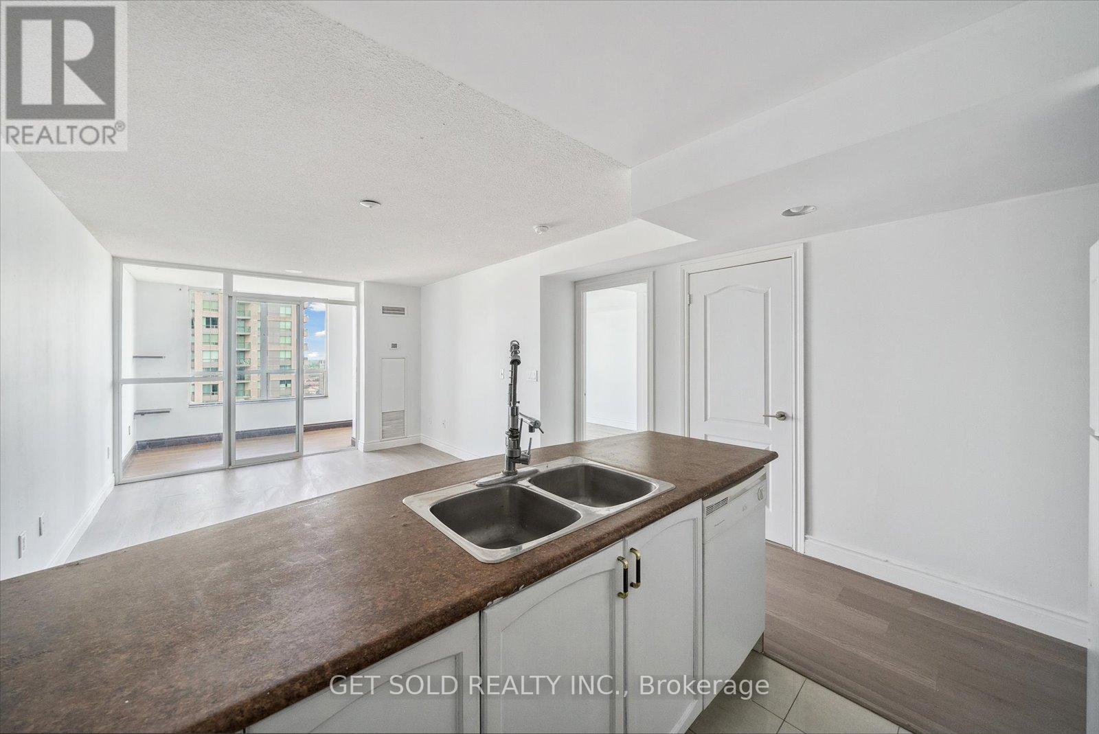 2903 - 50 Brian Harrison Way Property Photo 11