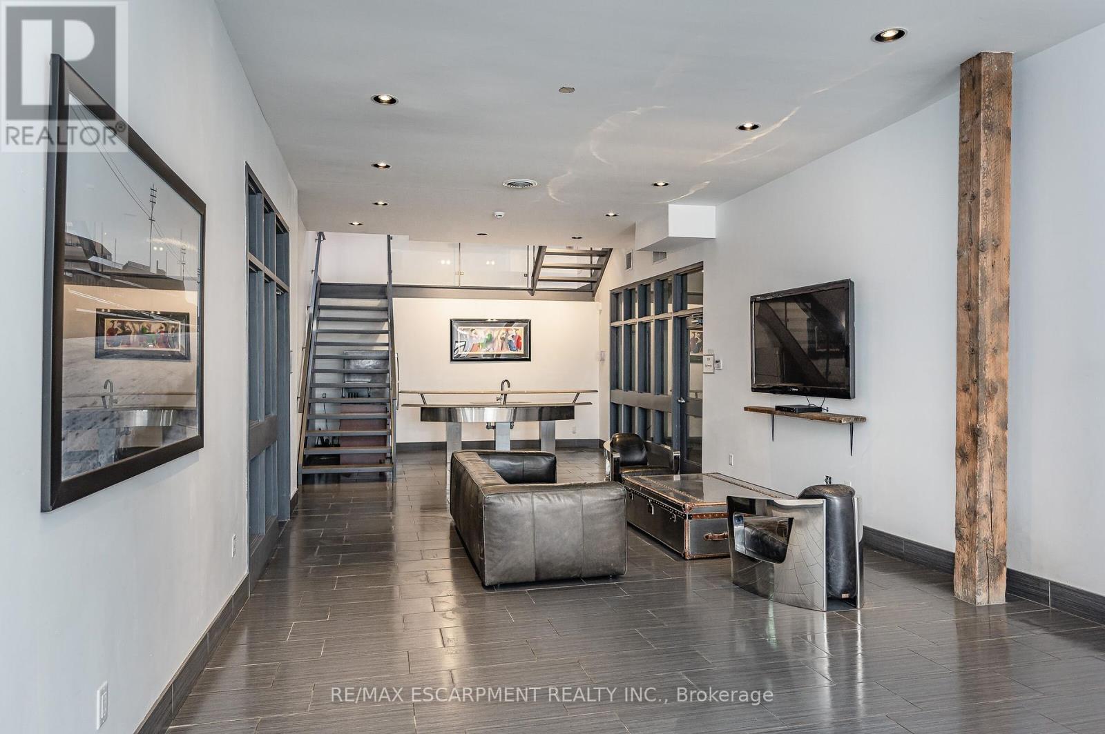 104 - 33 Villiers Street Property Photo 2