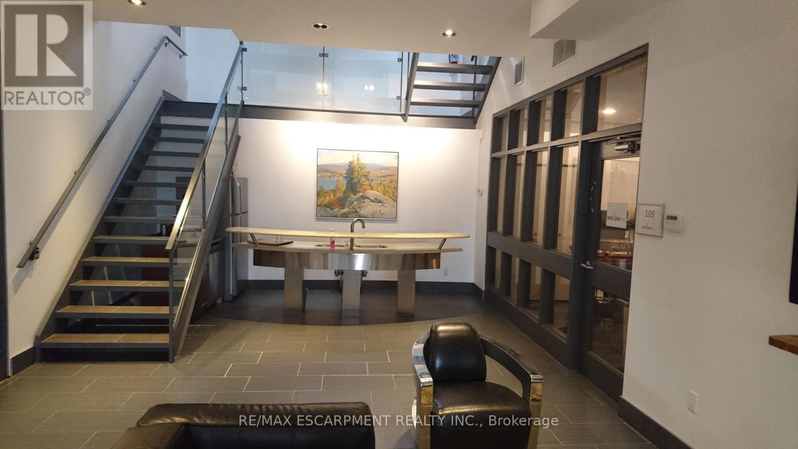 104 - 33 Villiers Street Property Photo 4