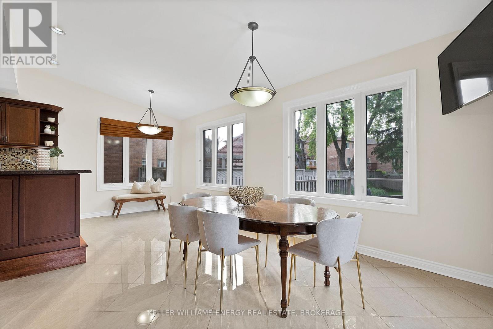 36 Evenwood Avenue Property Photo 12