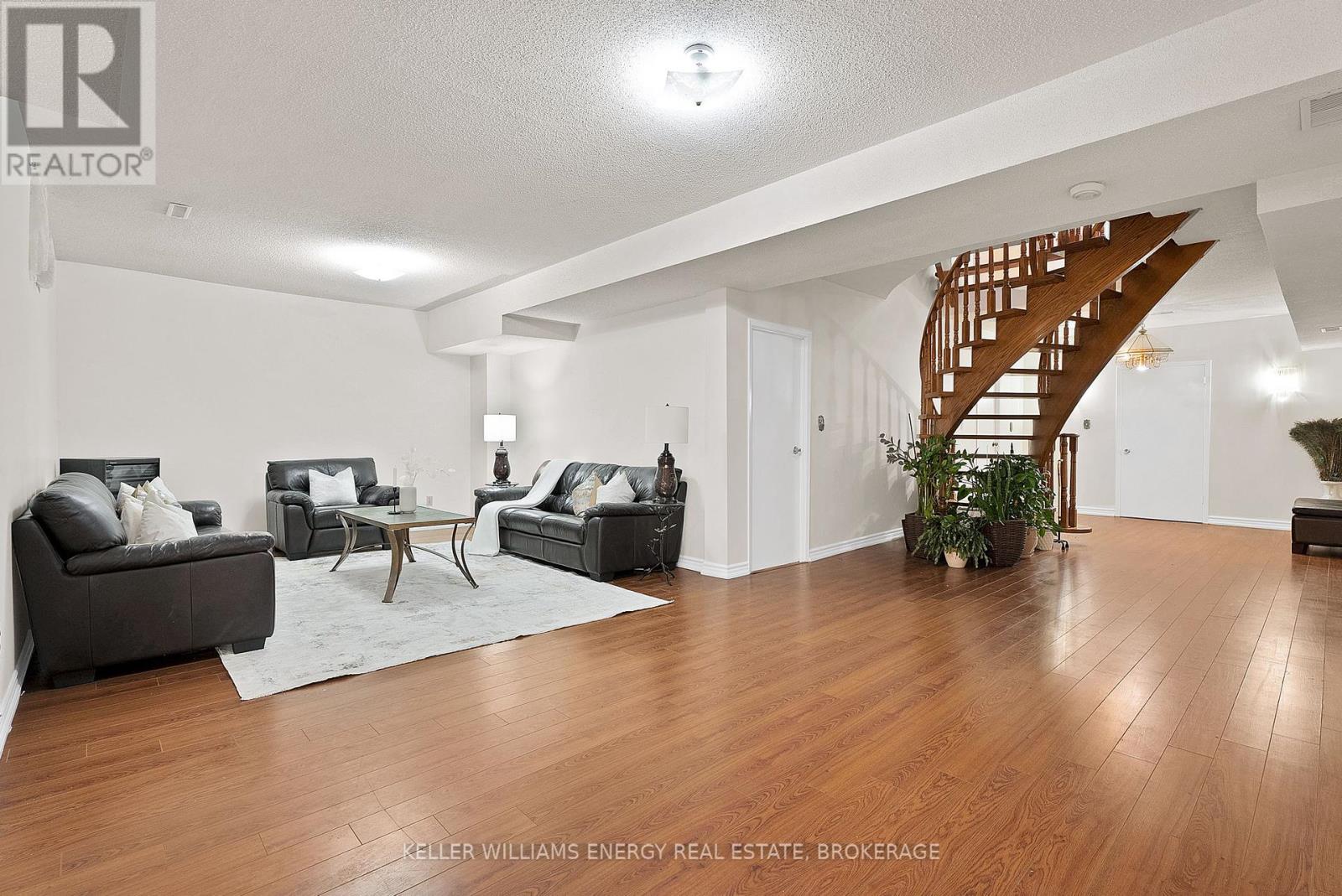 36 Evenwood Avenue Property Photo 30