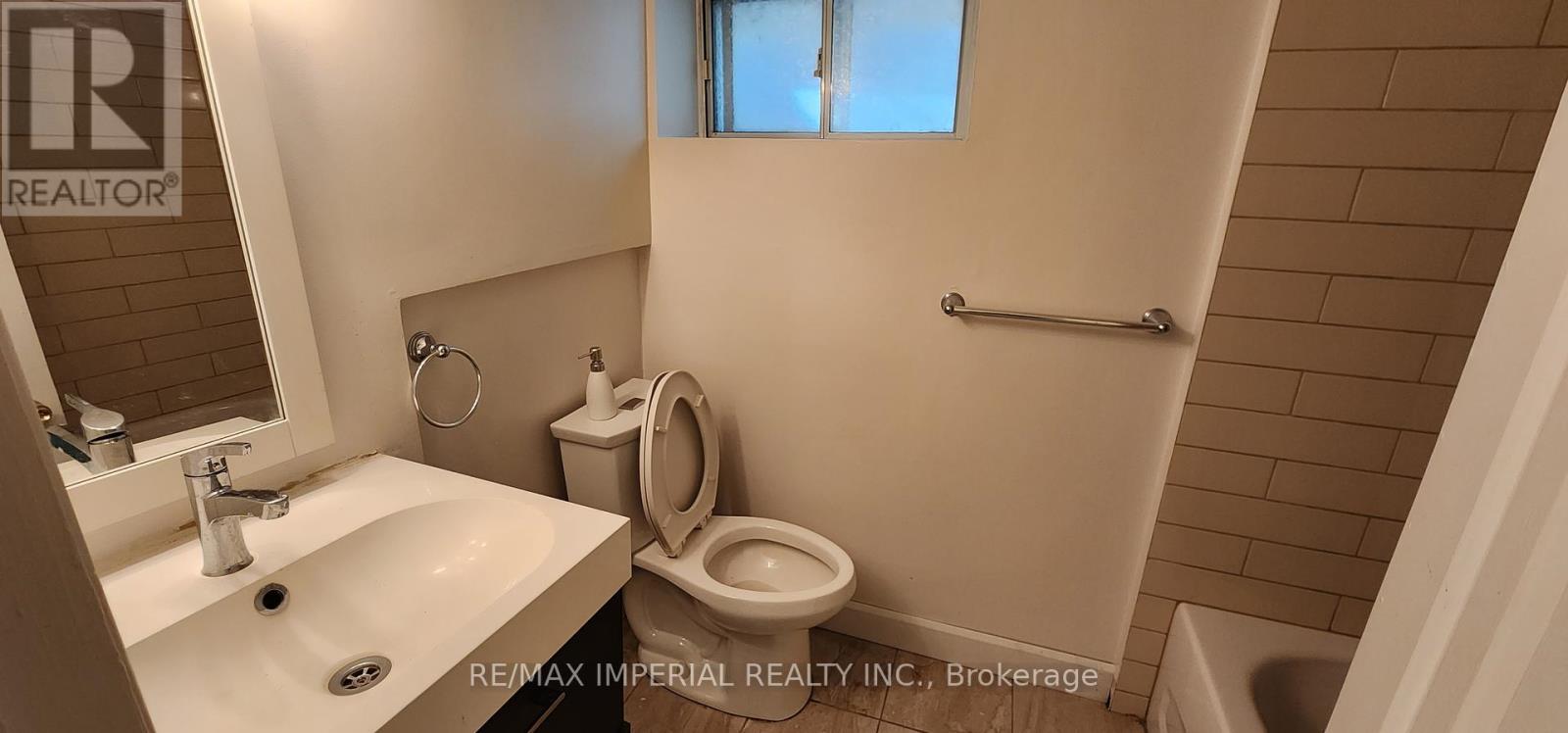 Main - 157 Booth Avenue Property Photo 14